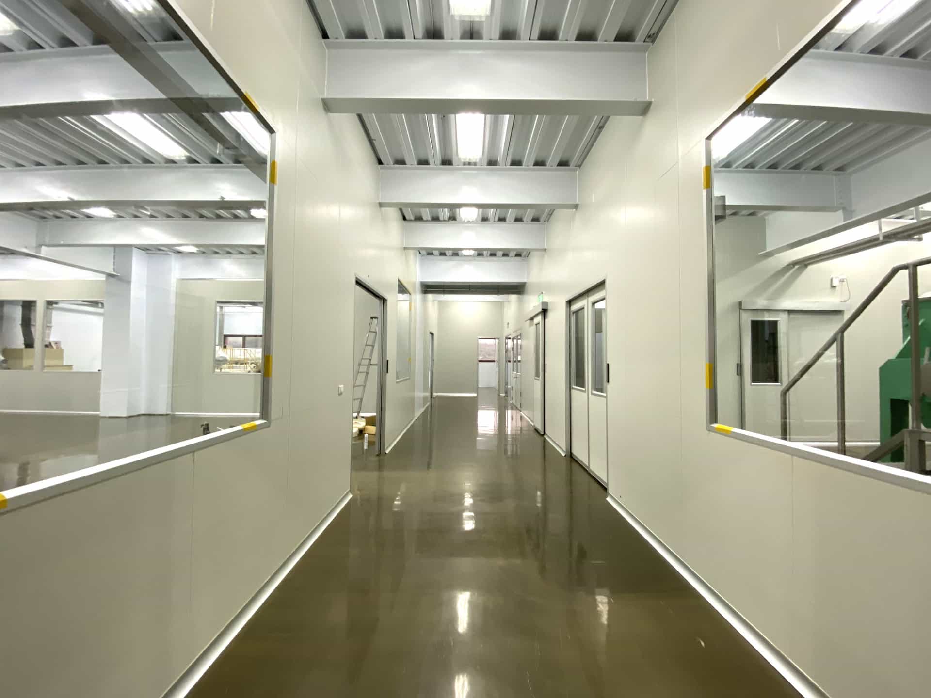 桃園市-平鎮區/食品廠隔間工程 - 潔淨室隔間工程